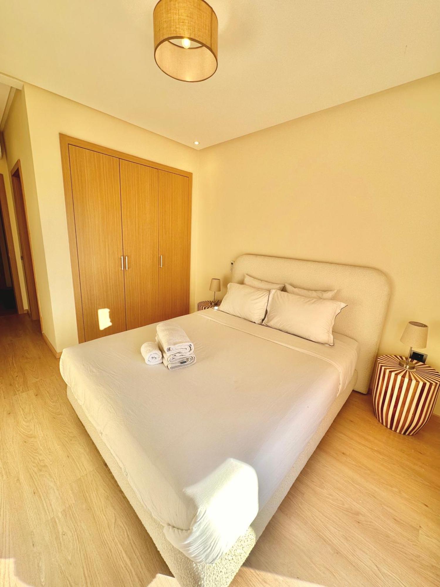 Sunny Square Apartment Marrakesh Bagian luar foto